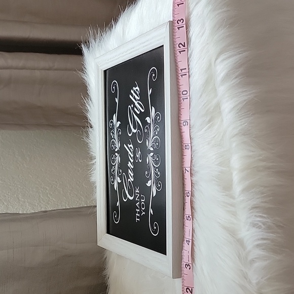 Table decor - Picture 4 of 7